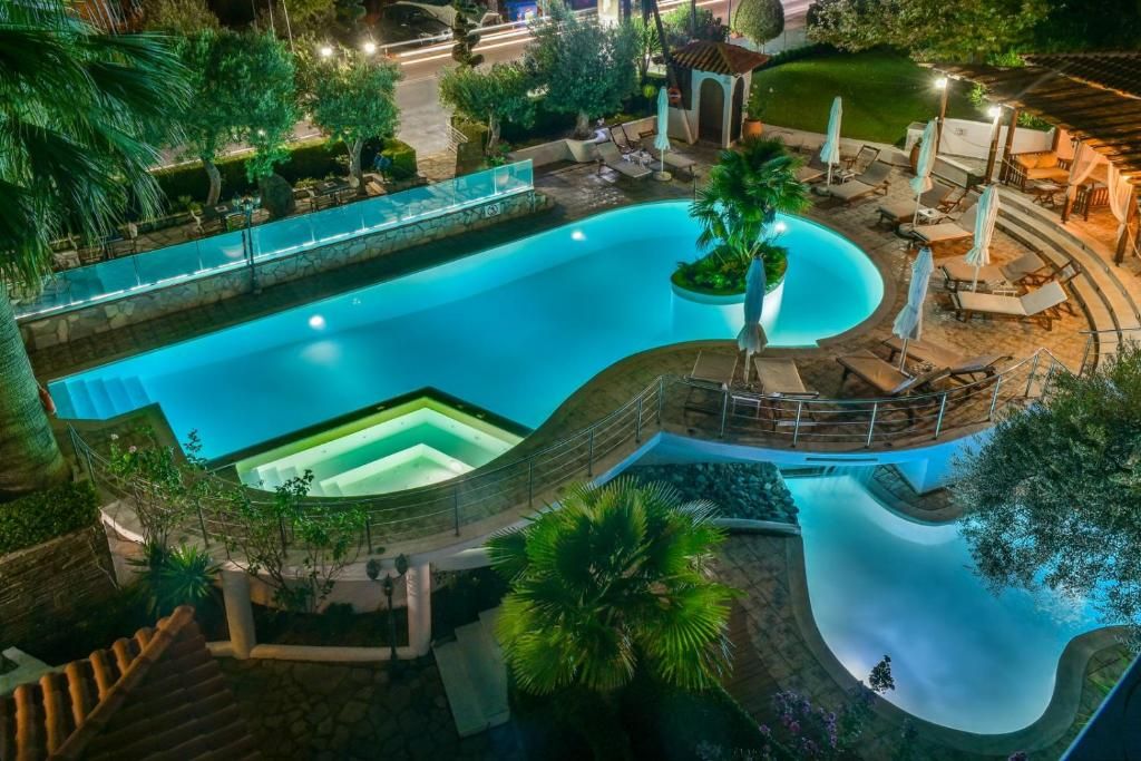 Hotel Pyrgos Boutique & Suites фото 18