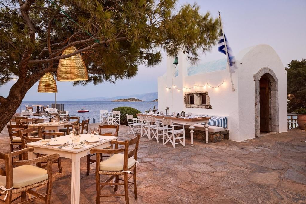 St. Nicolas Bay Resort Hotel & Villas фото 16