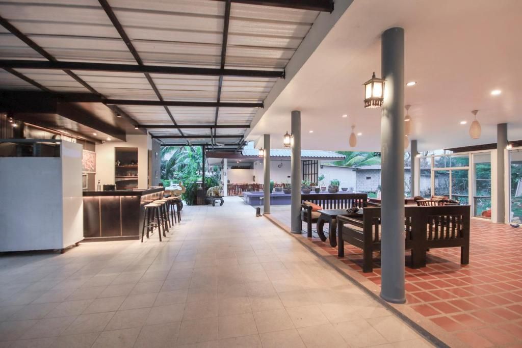 Praewa Villas Naiyang Phuket фото 13