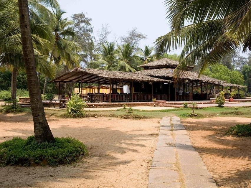 Varca Le Palms Beach Resort фото 1