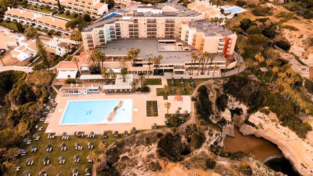Pestana Viking Beach and Spa Resort фото 16