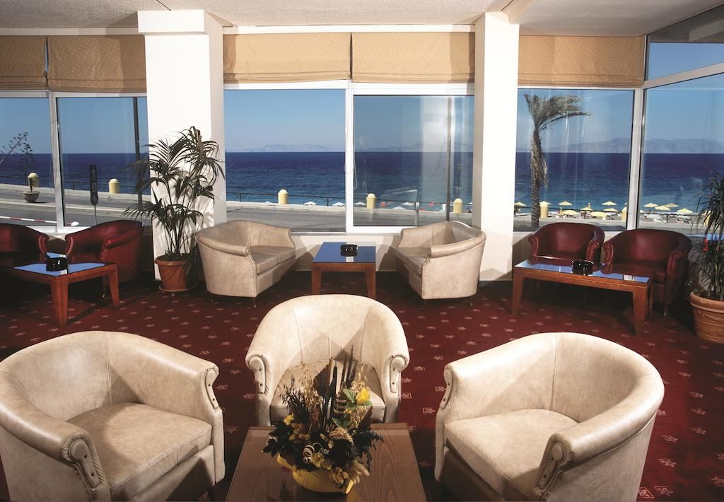 Belvedere Beach Hotel фото 5