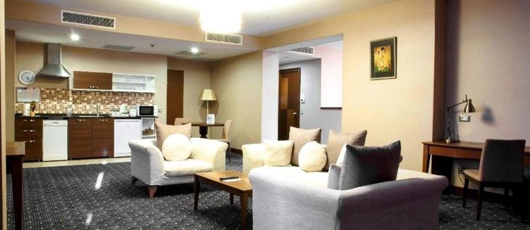 Фото отеля Parkside Hotel & Apartments