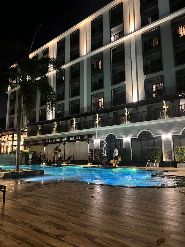 Sawaddi Patong Resort & Spa by Tolani фото 50