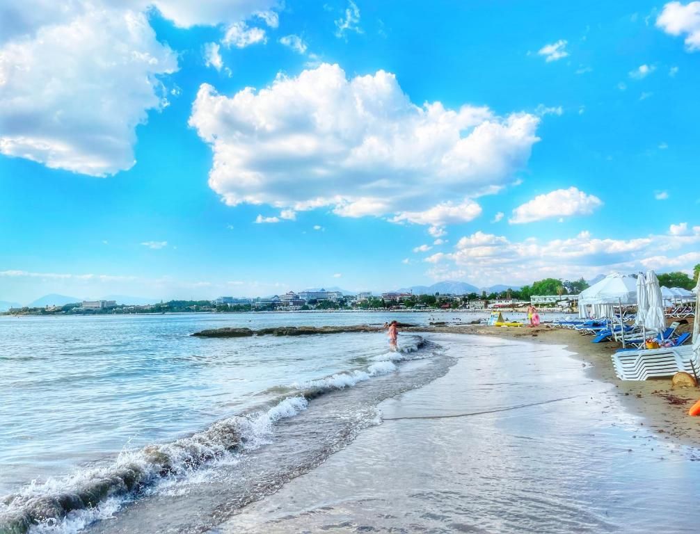 Leda Beach Hotel фото 6