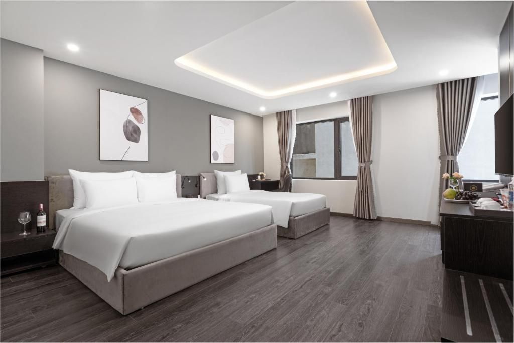 Mercy Emerald Hotel Danang фото 2