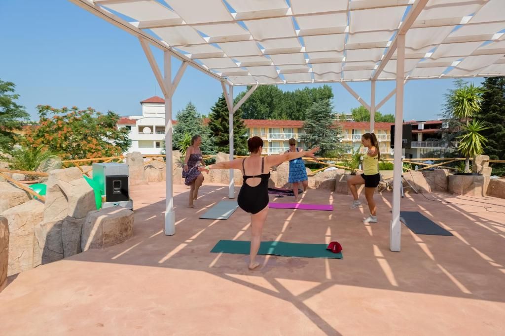 DIT Evrika Beach Club Hotel фото 38