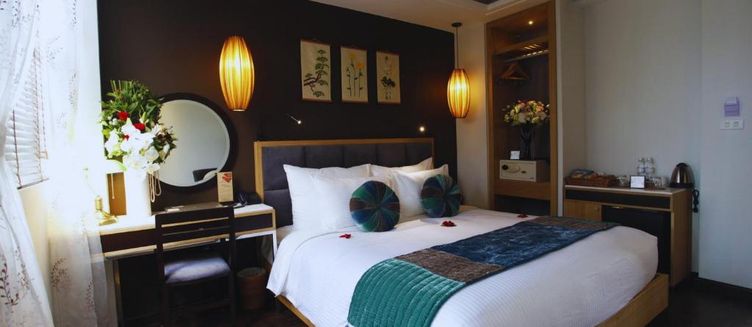 Фото отеля Hotel Emerald Waters Classy
