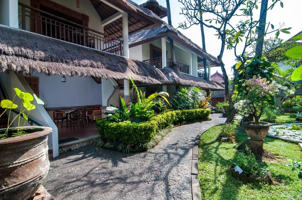 Sativa Sanur Cottages фото 42