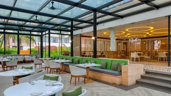 Фото отеля Azaya Beach Resort Goa