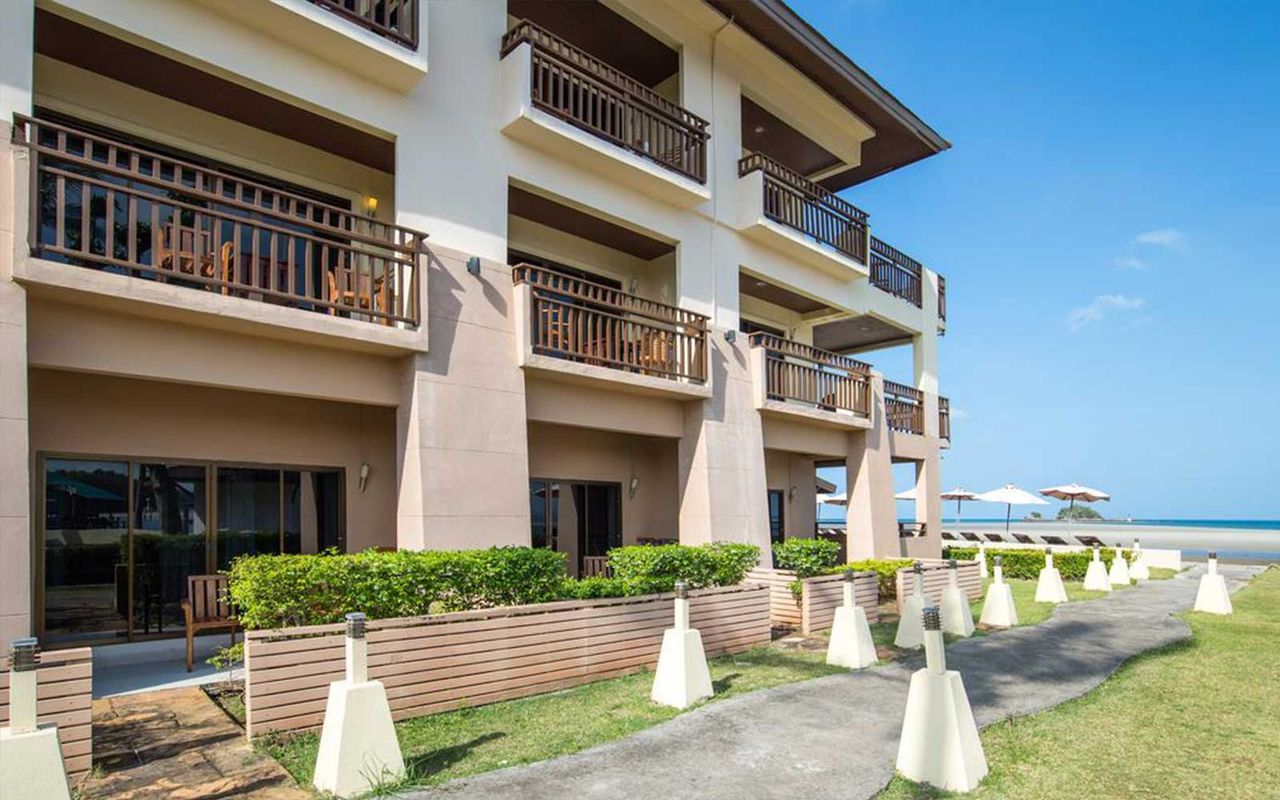 Lanta Pura Beach Resort фото 2