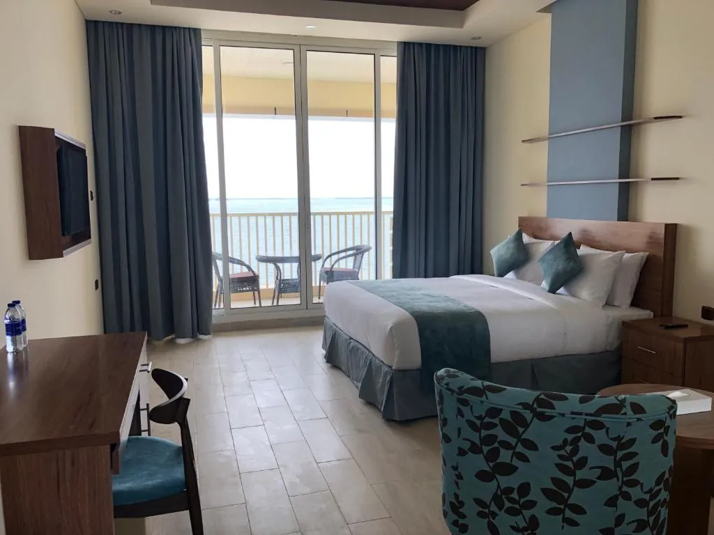 Flamingo Beach Resort фото 184