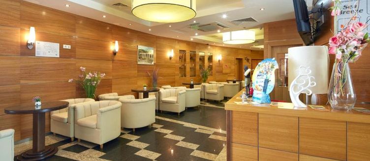 Фото отеля Briz Seabreeze Hotel