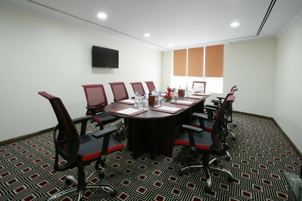Elite Byblos Hotel – Mall of The Emirates фото 69