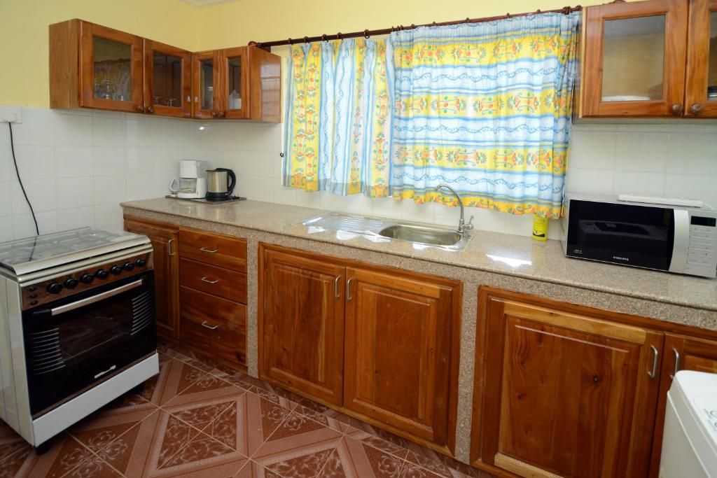 Le Relax Self Catering фото 12
