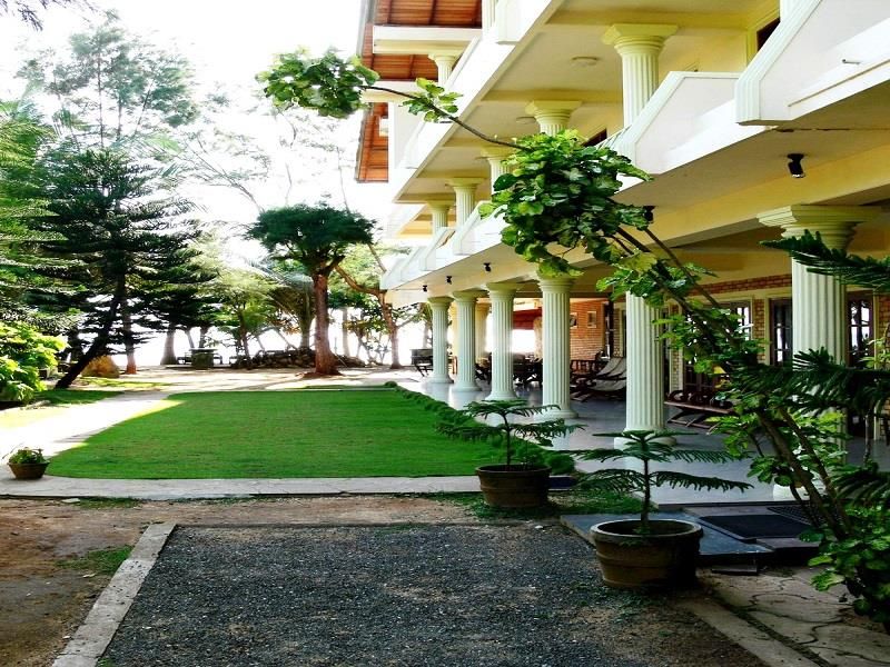 Time N Tide Beach Resort фото 4