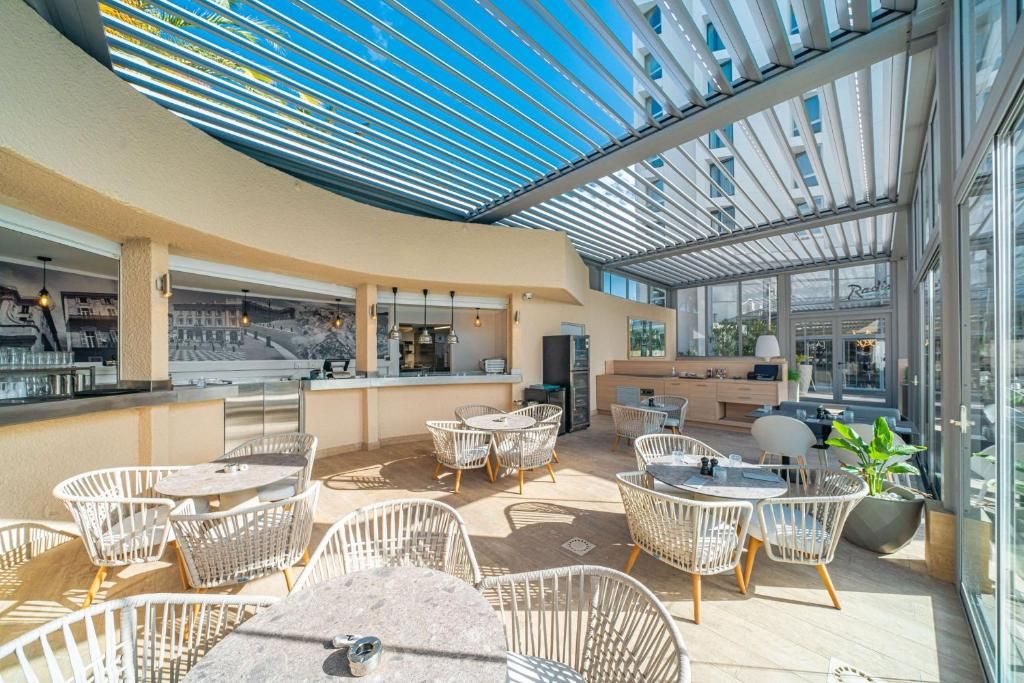 Park Inn by Radisson Nice Airport фото 12