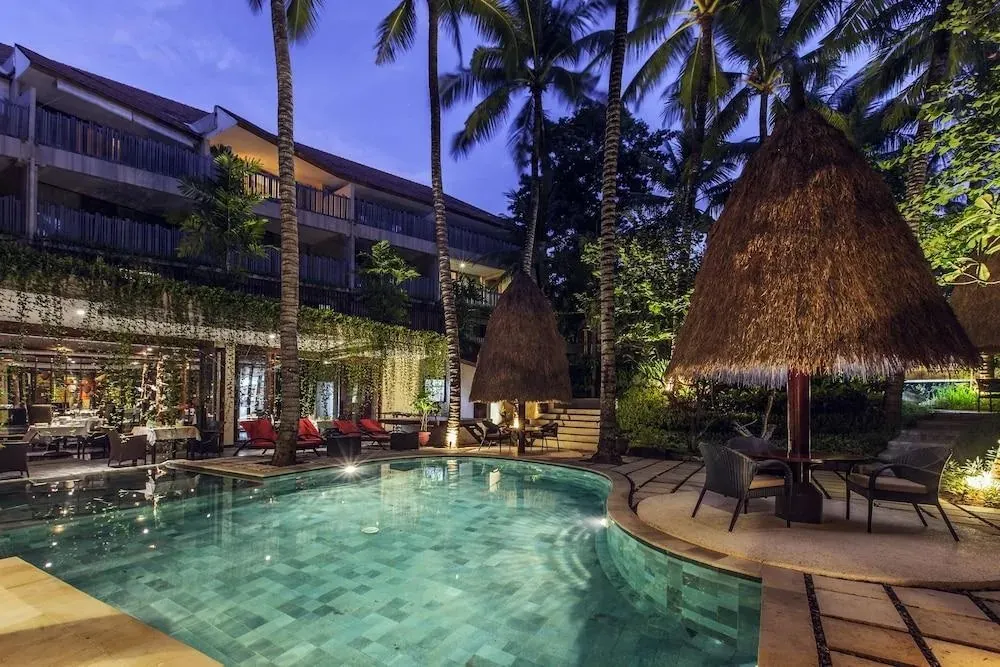 Kupu Kupu Jimbaran Beach Hotel & Spa by L’Occitane фото 7
