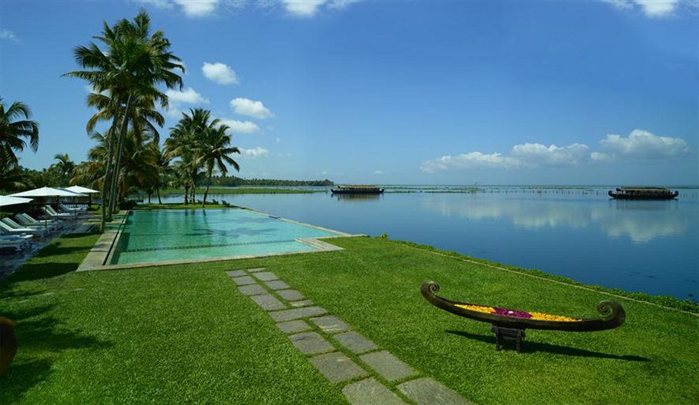 Kumarakom Lake Resort фото 61
