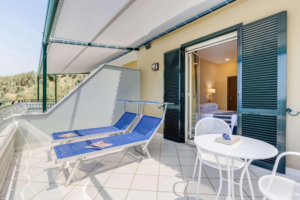 BEST WESTERN Hotel La Solara Sorrento фото 63