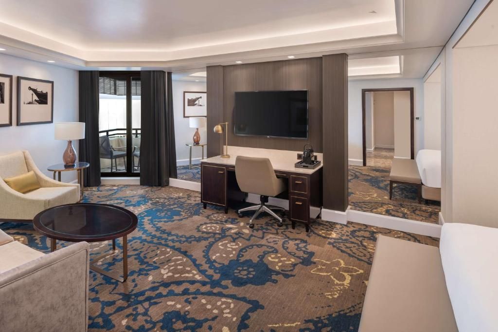 Radisson Blu Hotel, Dubai Deira Creek фото 37