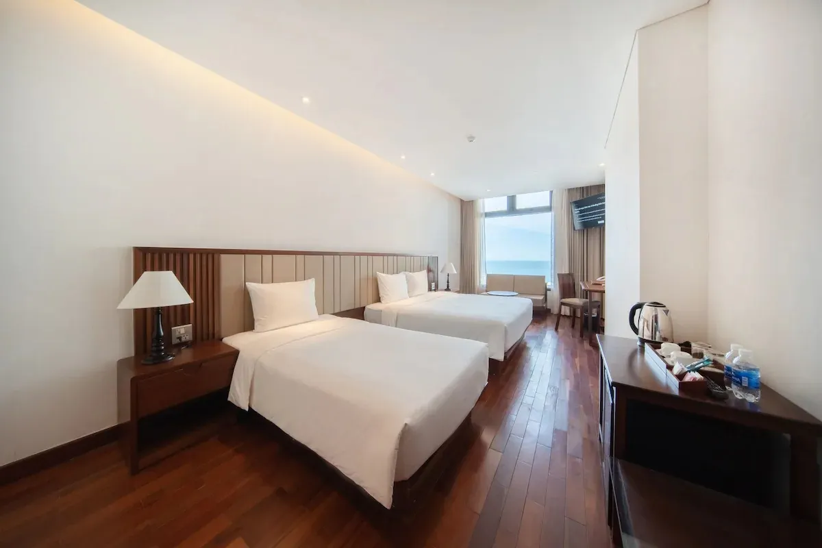 Green Beach Hotel фото 3