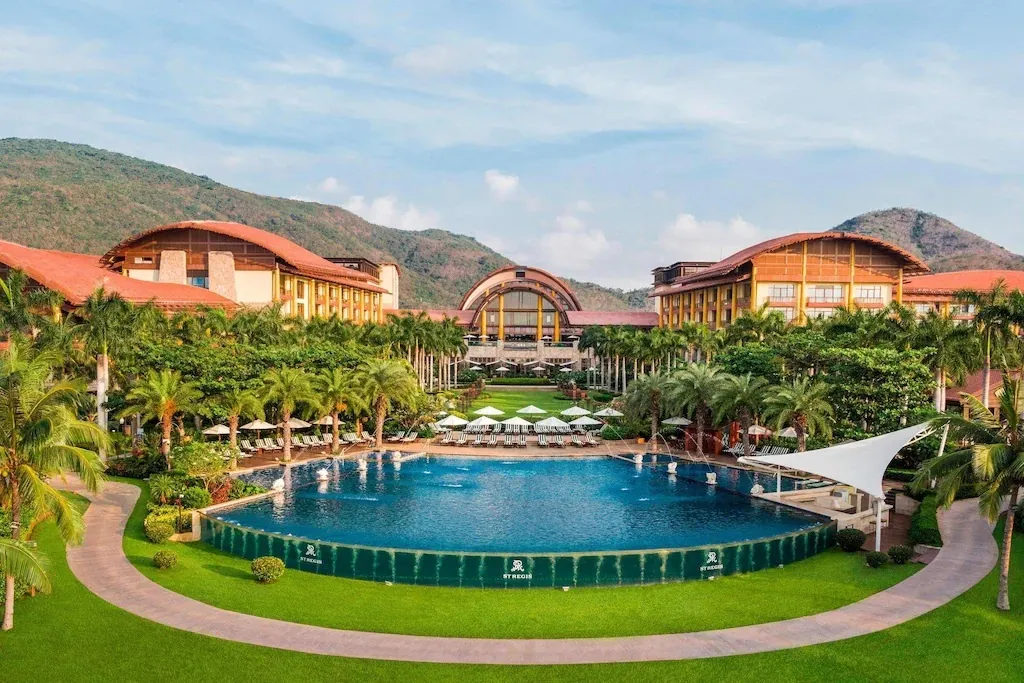 The St. Regis Sanya Yalong Bay Resort фото 0
