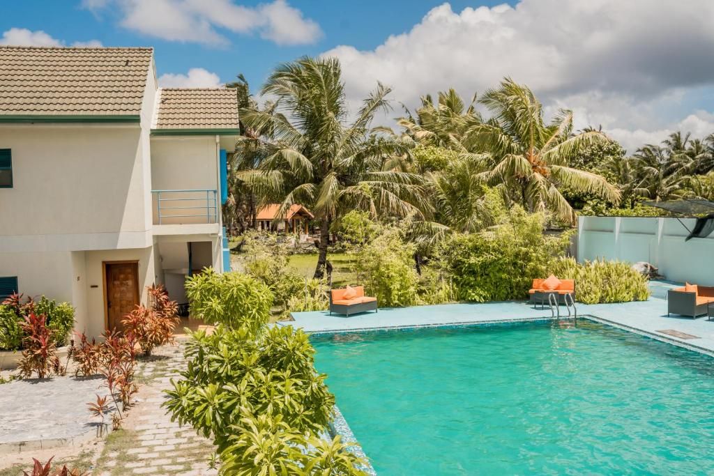 Long Beach Laamu Hotel фото 3
