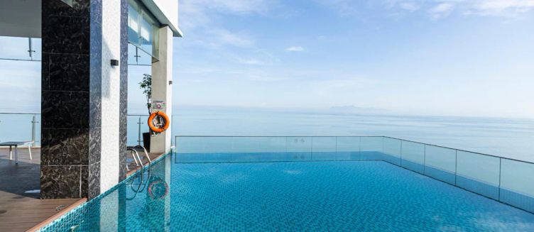 Фото отеля Hompton by the Beach Penang