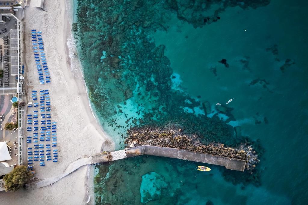 Annabelle Beach Resort фото 62