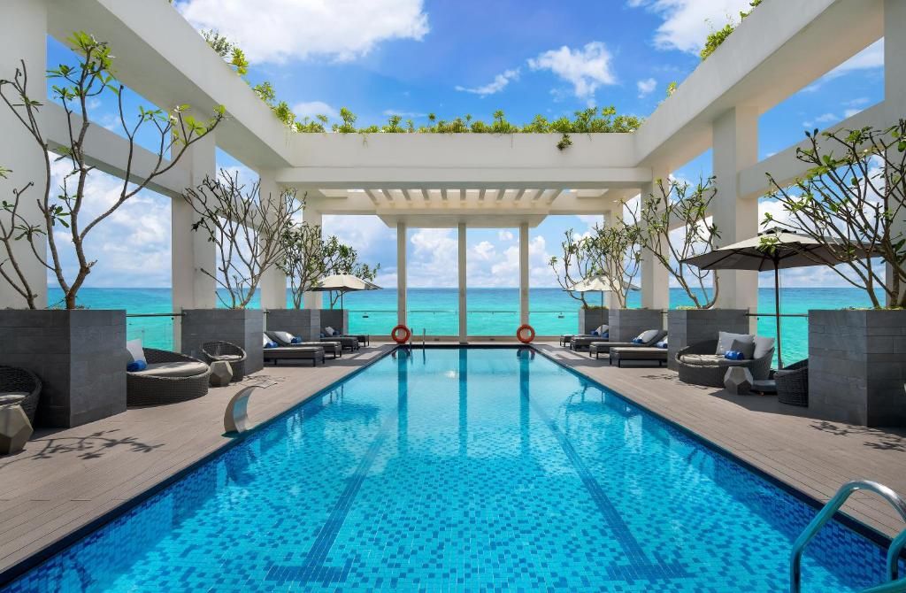 Paris Deli Danang Beach Hotel фото 2