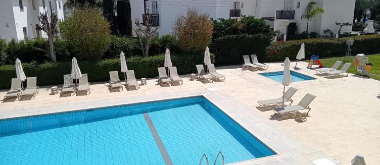 Фото отеля Mandalena Hotel Apartments