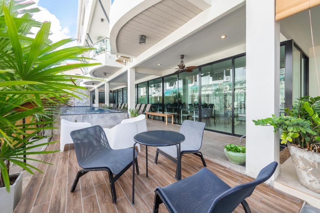 Kokotel Pattaya North Beach фото 11