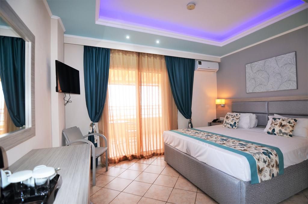 Grand Beach Hotel фото 3