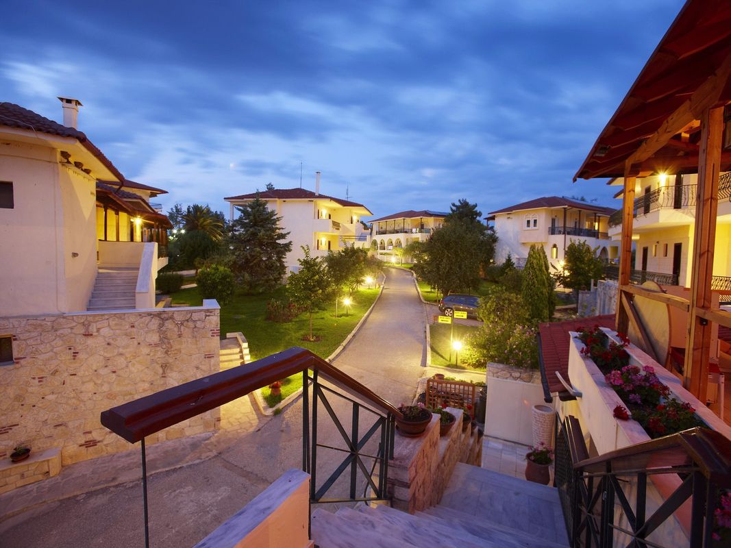 Portes Beach Hotel фото 2