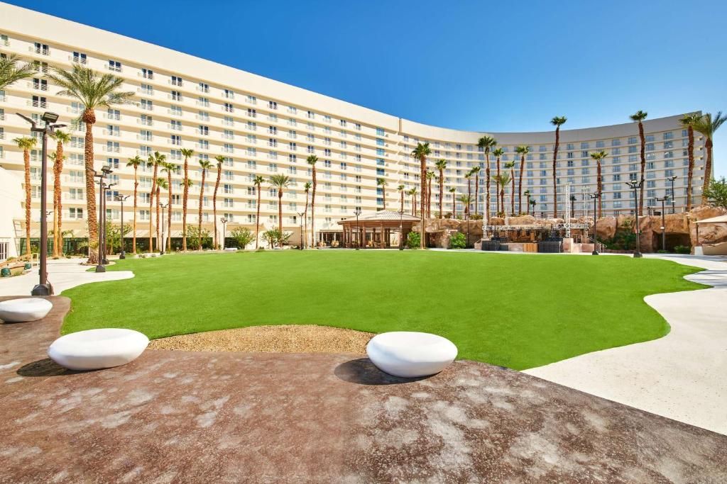 Virgin Hotels Las Vegas, Curio Collection by Hilton фото 18