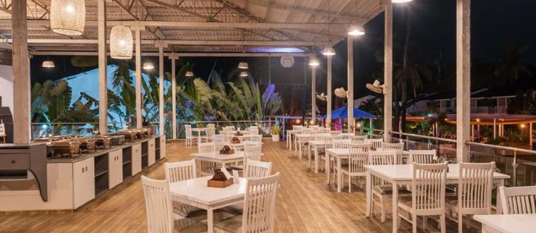 Фото отеля Foxoso La Beach Resort