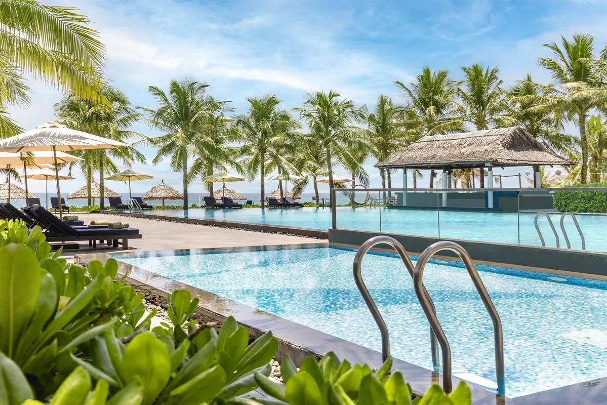 Melia Danang Beach Resort фото 4