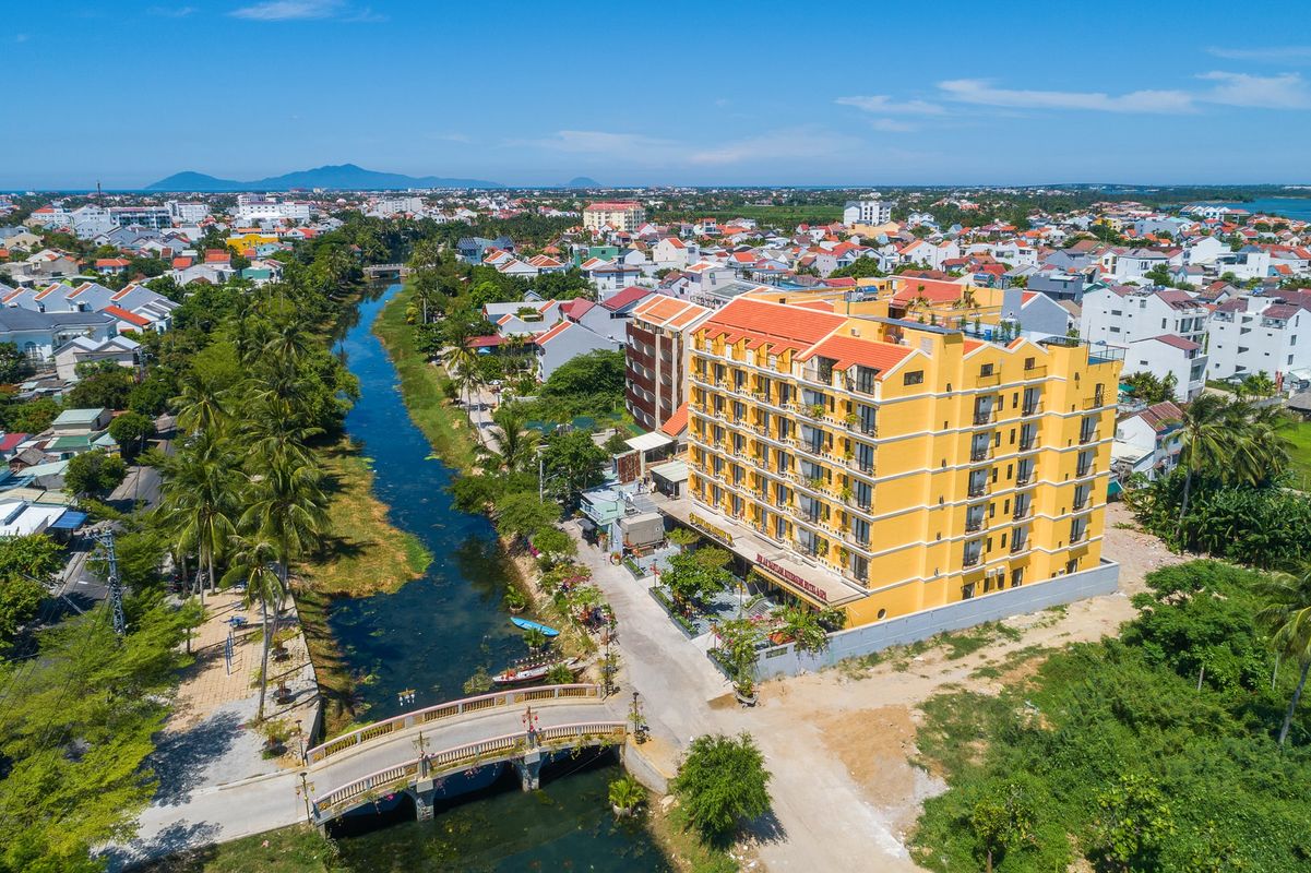 Hoi An Babylon Luxury Hotel & Spa фото 0