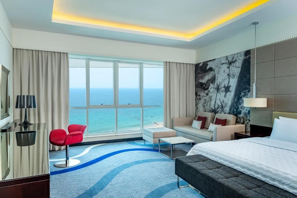 Le Meridien Al Aqah Beach Resort фото 4