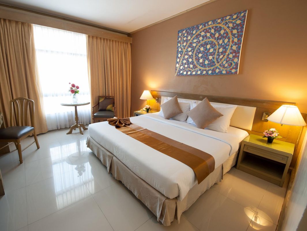 Pinnacle Lumpinee Park Hotel & Spa фото 12