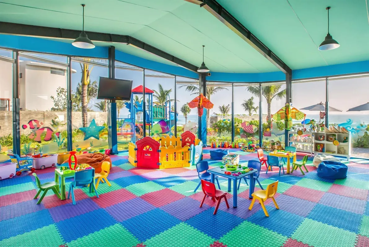 Melia Danang Beach Resort фото 11