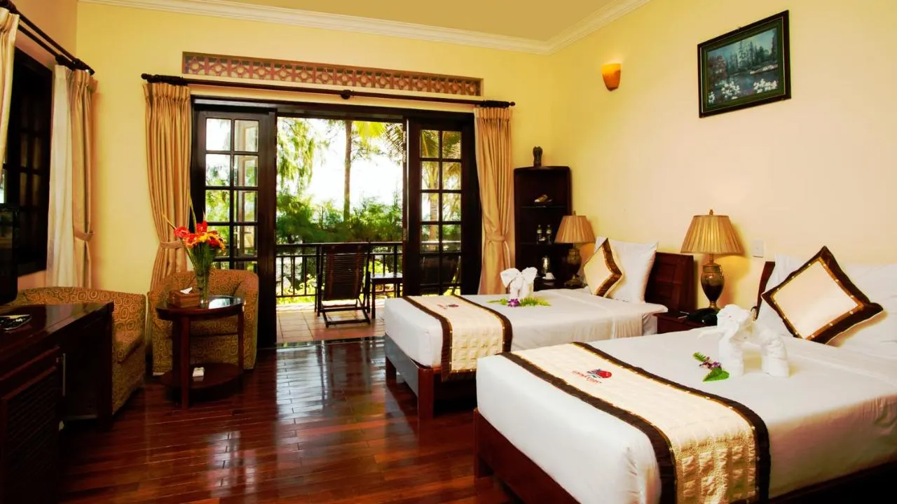 Golden Coast Resort & Spa фото 4