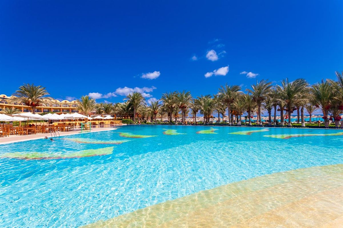 Carols Beau Rivage Martrouh фото 5