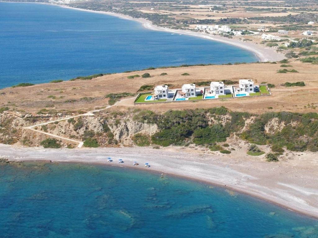Olga Luxury Beach Front Villas фото 3