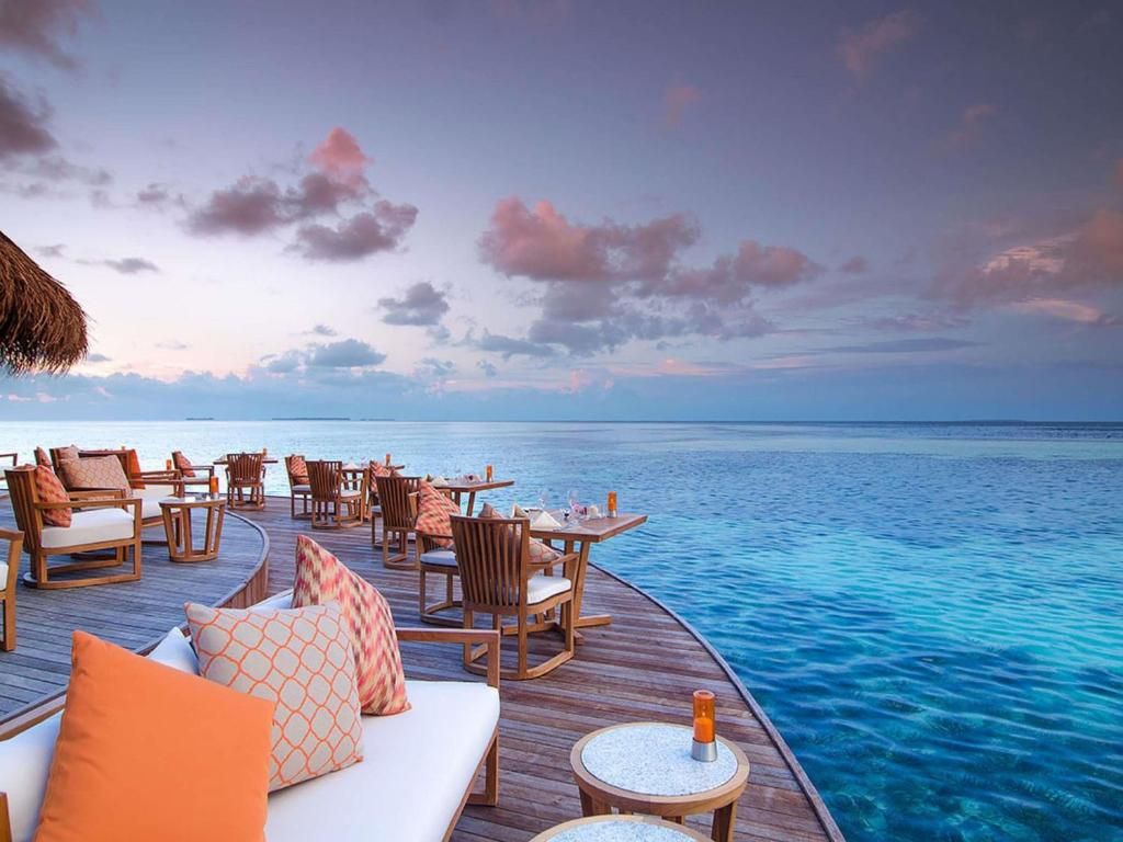 V Villas Maldives at Mirihi фото 45