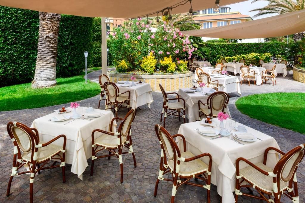 Grand Hotel Continental фото 1