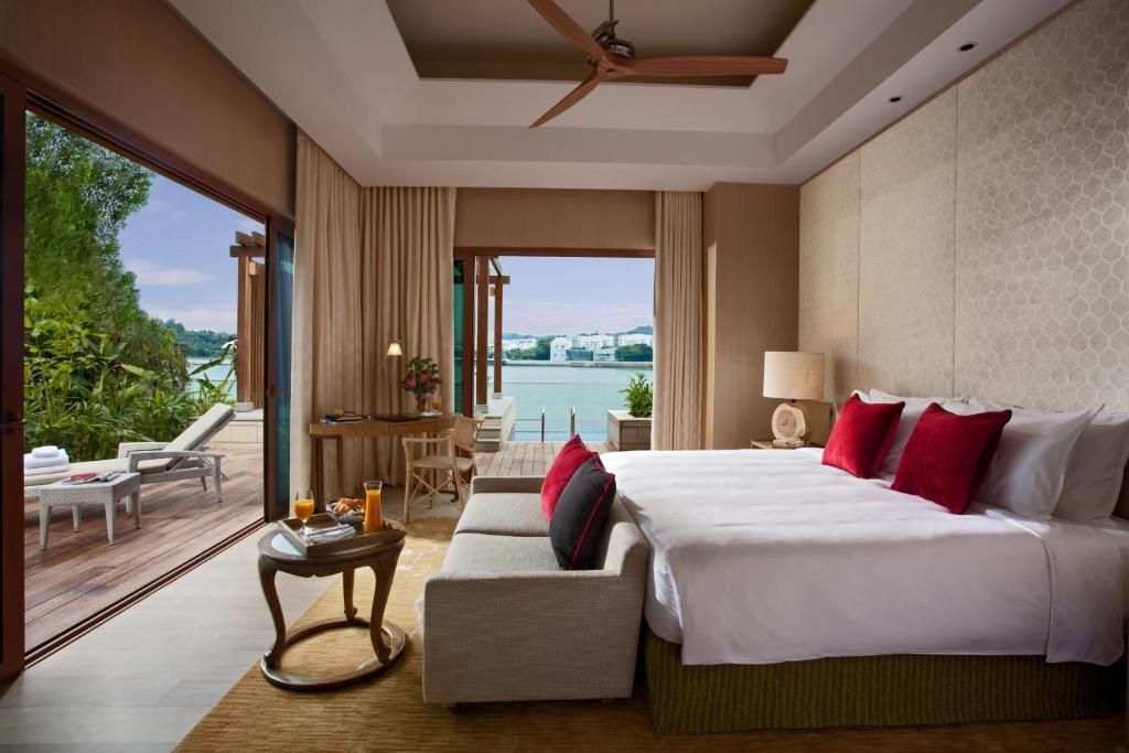 Resorts World Sentosa - Beach Villas фото 40