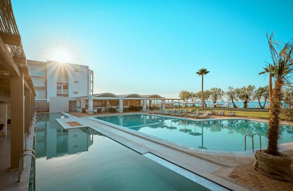 Malia Bay Beach Hotel & Bungalows фото 23
