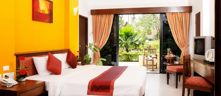 Фото отеля All Seasons Naiharn Phuket